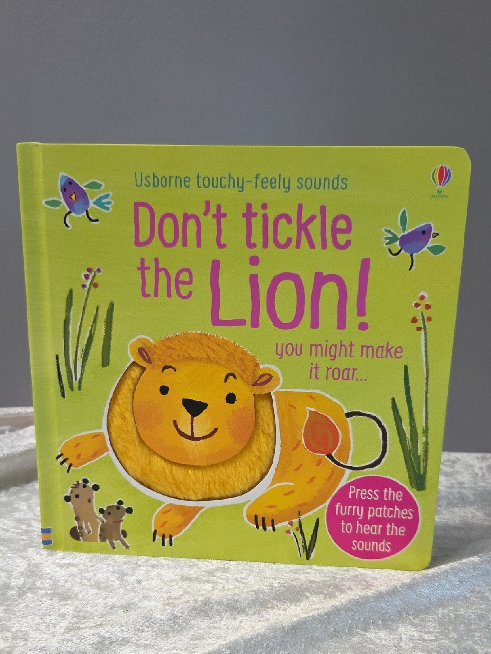Usborne Don't Tickle the Lion! Touchy-Feely Sound Book - Lime Green